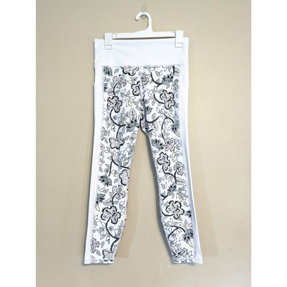 Athleta Affirmation 7/8 Floral Leggings in White Size Medium - Picture 5 of 12